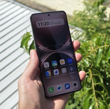 Vivo X200 Ultra smartphone schermhelderheid onzedoors