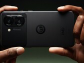 HMD's nieuwste smartphone uit het middensegment heeft een cameramodule die lijkt op de Apple iPhone 17 Pro. (Afbeeldingsbron: HMD Global)