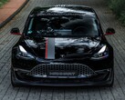 Het Duitse bedrijf heeft een tuning kit onthuld met verschillende visuele verbeteringen voor de Tesla Model 3 Performance (Afbeelding: Manhart Performance)
