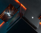 De nieuwe AORUS 17X komt in twee smaken, beide met de Core i9-12900HX. (Afbeelding bron: Gigabyte)