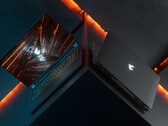 De nieuwe AORUS 17X komt in twee smaken, beide met de Core i9-12900HX. (Afbeelding bron: Gigabyte)