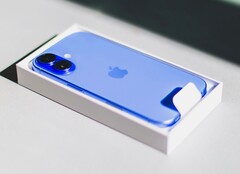 De Apple iPhone 16 was veruit de best verkochte smartphone van 2025. (Afbeeldingsbron: Bram Van Oost)