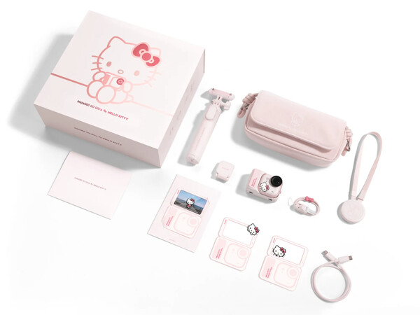 De Insta360 Go Ultra Hello Kitty Edition wordt geleverd met roze accessoires.