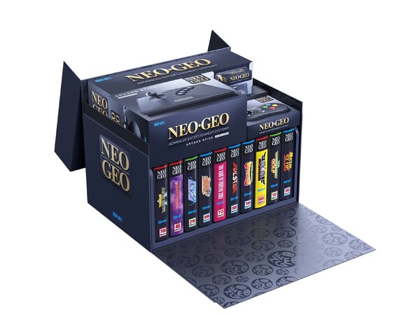 De NeoGeo AES+ Ultimate Edition bevat 10 spelcassettes.