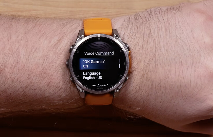 De nieuwe spraakbesturingsfunctie van Garmin is beschikbaar op diverse smartwatches, waaronder de hier afgebeelde Fenix 8.