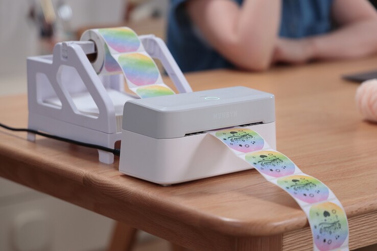 De Munbyn RW403B thermische labelprinter kan retourbonnen, inventarislabels, huisbesturingsstickers en ander merkmateriaal afdrukken (Afb.bron: Munbyn)