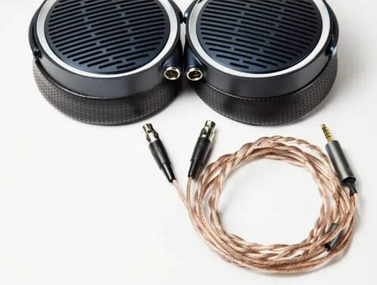 De Nakamichi Elite Pro P800JP gebalanceerde audiokabel is ontworpen om EMI, RF en Wi-Fi-ruis te minimaliseren.