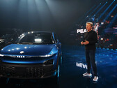 De Fisker PEAR is een kleine, betaalbare elektrische hatchback die in samenwerking met Foxconn is gebouwd voor jonge professionals die in grote steden wonen. (Afbeelding bron: Fisker op YouTube)