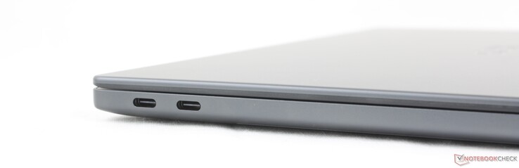 Links: 2x USB-C Thunderbolt 4 met DisplayPort 2.1 + Power Delivery
