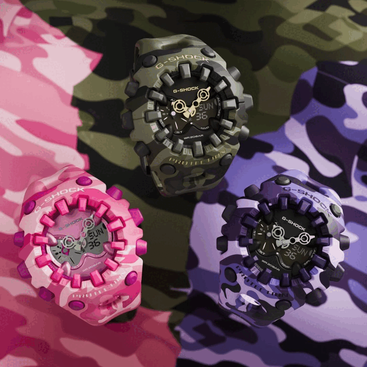 De roze G-Shock GA-V01MCG-4A en de paarse GA-V01CMG-6A