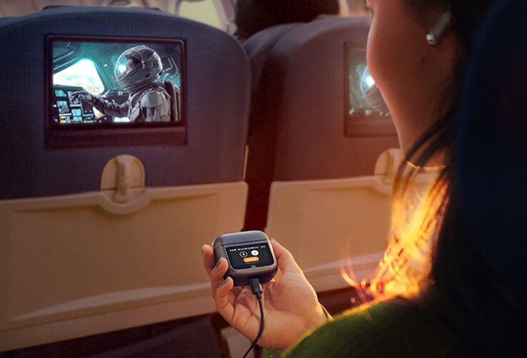 De JBL Tour 3 Pro ondersteunt bedraad afspelen via de USB-C of 3,5 mm audio-aansluiting. (Afbeeldingsbron: JBL)