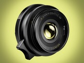 De Thypoch Ksana 35 mm f/2 is een compact full-frame objectief voor Leica M camera's.