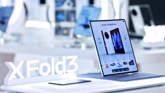 De X Fold3-serie begint bij $1.169 via Wonda Mobile. (Afbeeldingsbron: Vivo)