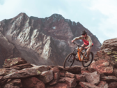 Het frame van de NOX CYCLES 2023 EPIUM ALL-MTN 5.9 e-bike weegt 2,7 kg (bron: NOX CYCLES)