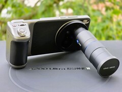 We bespreken de camerakit voor de Vivo X200 Ultra (Foto bron: Marcus Herbrich)