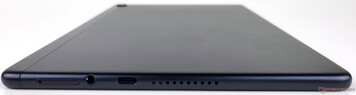 Onderkant behuizing (kaartsleuf, 3,5 mm jack, USB-poort, luidspreker)