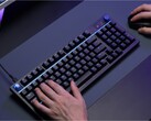 Het Logitech G316 X-gamingtoetsenbord op een bureau