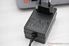 30-watt voedingseenheid (12 V; 2,5 A)