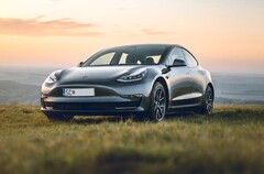 Tesla&#039;s Model 3 Performance is een snelle AWD-sedan met dubbele motor die herhaaldelijk verkooprecords heeft gebroken. (Afbeeldingsbron: Tesla)