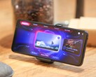 De Asus ROG Phone 5s Pro is uitgerust met een 144 Hz AMOLED. (Bron: Stuff.tv)