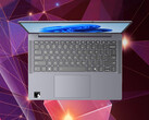 De IdeaPad Slim 3x 14Q7X11 weegt 1,3 kg.