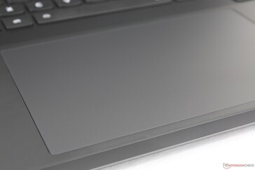Zeer groot clickpad met zachte feedback wanneer erop gedrukt wordt