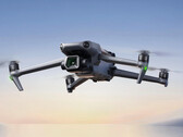 De Mavic 3 Classic begint bij 1.469 dollar en is daarmee een aanzienlijk goedkopere optie dan de reguliere Mavic 3. (Beeldbron: DJI)
