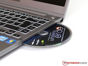 Verder is er een slot-in DVD drive ingebouwd.