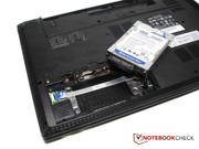 Slot voor 2.5-inch harde schijven - onder meer SSD's.