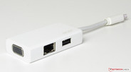 VGA, Fast-Ethernet en USB 2.0 zijn beschikbaar via een adapter.
