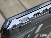 Asus heeft de standaard netbook-poorten inbegrepen,