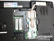 Een Intel Pentium T4300 CPU is ingebouwd.