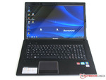 Zwart 17 inch notebook van Lenovo