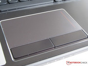 Het touchpad met twee bijbehorende knoppen