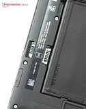 Het microSD-slot is er wel nog altijd.