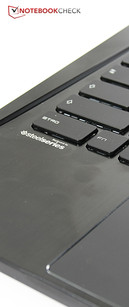 Het toetsenbord werd ontwikkeld met SteelSeries.