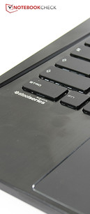 Het toetsenbord werd ontwikkeld met SteelSeries.
