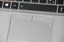 De knoppen van het TrackPoint kunnen ook worden gebruikt in combinatie met het ClickPad.