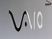 De chromen uitstraling van het Vaio logo lijkt speciaal,...