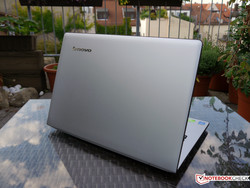 Getest: Lenovo U41-70. Testmodel geleverd door Campuspoint.