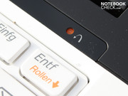 de OneKey System Rescue knop (slechts met een pen in te drukken)