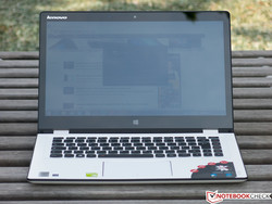 Getest: Lenovo Yoga 3 14. Testmodel geleverd door Cyberport.