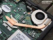 Het koelsysteem bestaat uit een enkele heatpipe die naar de CPU loopt.