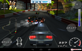 Raging Thunder is een simpel racespel om de tijd te doden. Need for Speed is zijn elegantere equivalent.