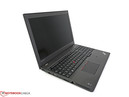 Toch is het chassis van de ThinkPad W550 merkbaar steviger dan dat van de ThinkPad W541 op sommige vlakken,...