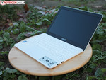 EeeBook X205TA-FD005BS: internet- en Office-machine met een goed scherm.