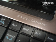 De beide luidsprekers van Altec Lansing produceren maar een matig geluid.