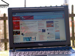Fujitsu-Siemens Lifebook P7230 buiten