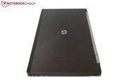 De EliteBook is tamelijk groot en zwaar voor een 15 inch laptop.