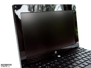 Door de goede helderheid en de matte uitvoering, kan de netbook ook zonder problemen buitenshuis gebruikt worden.